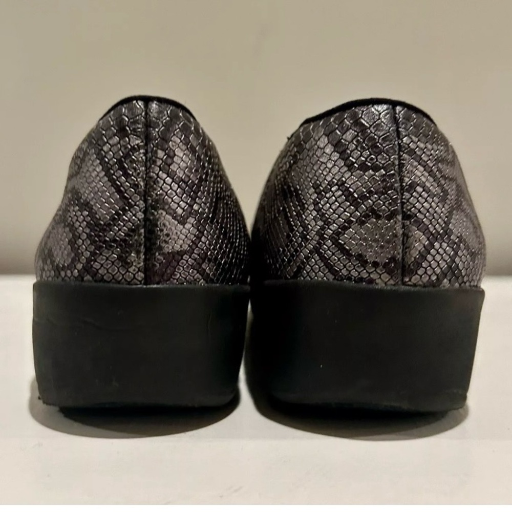 Fitflop Gray Audrey Python Print Comfort Loafers … - image 8